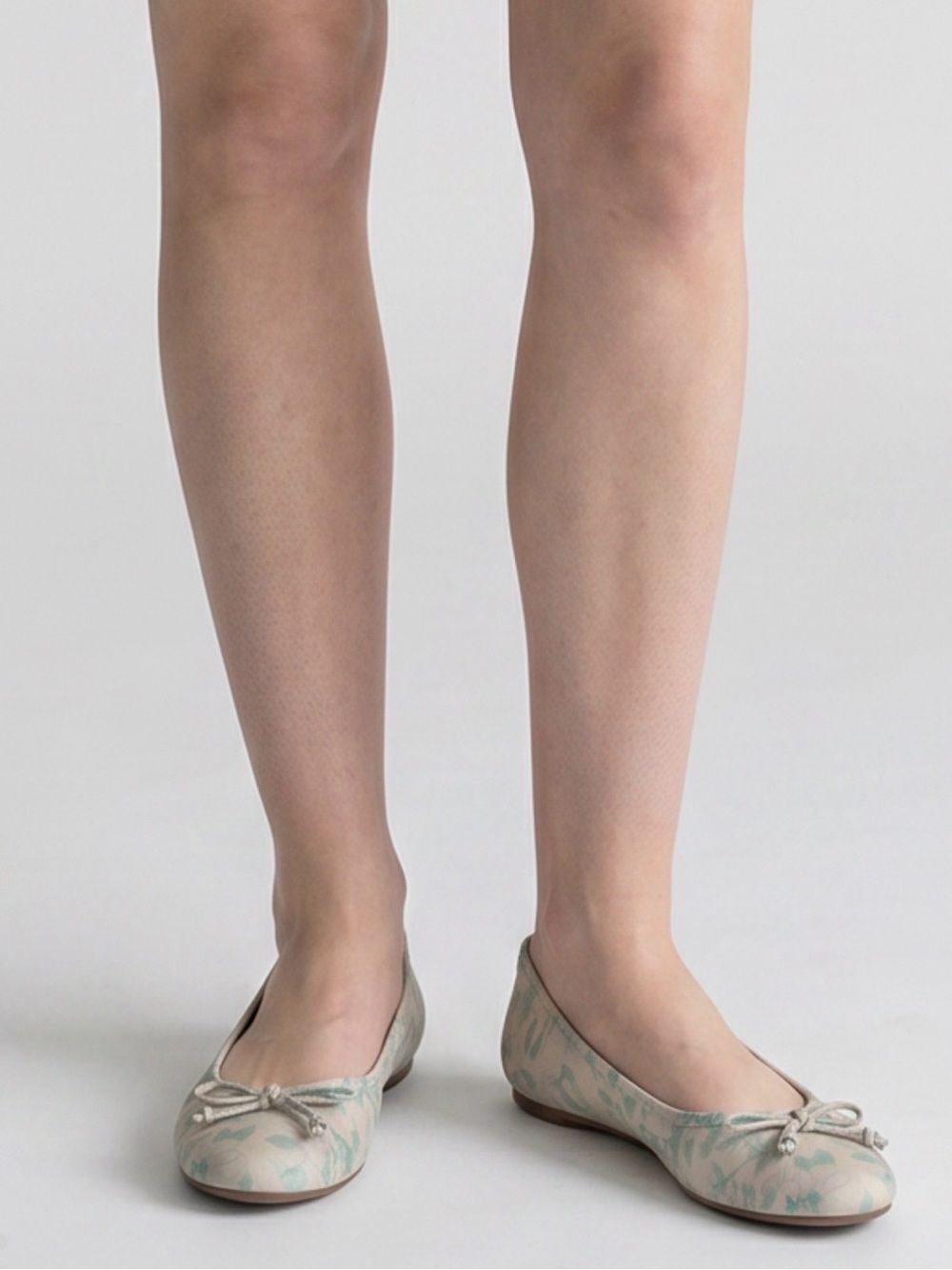 VIONIC Floral Ballet Flats SIZE 8.5
